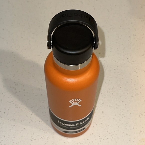 18 oz Standard Mouth Hydro Flask Orange - Picture 6 of 6